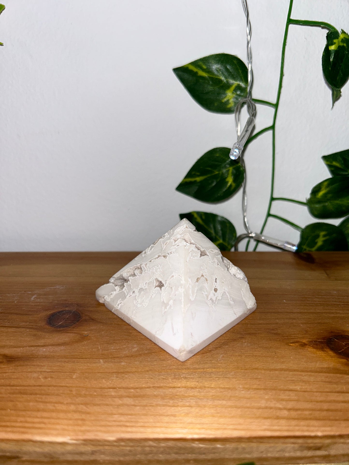White Agate Pyramid- 120SN