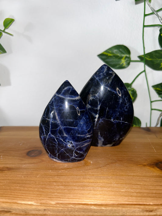 Sodalite Flame- 16,25